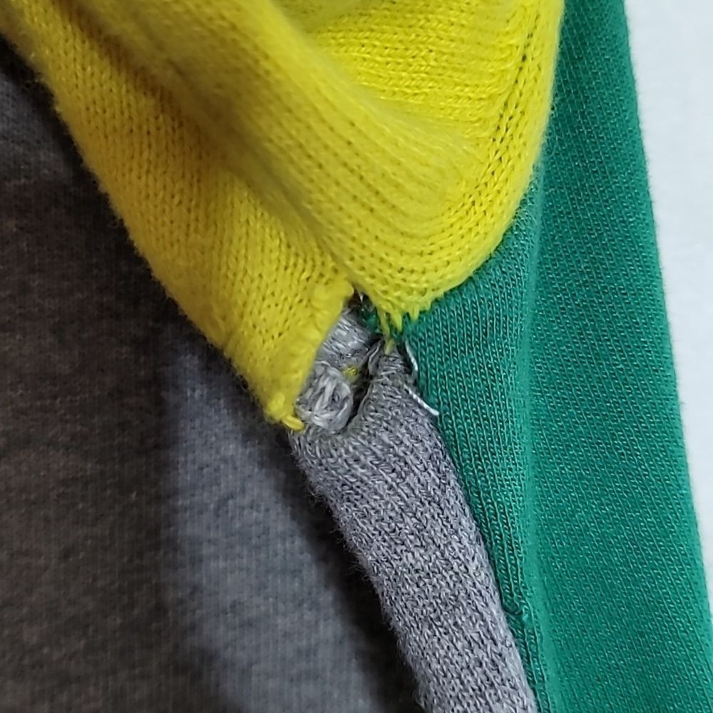 Dolce & Gabbana Vintage Green League Rugby Tournament V Neck Shirt Size Large - Picture 11 of 11